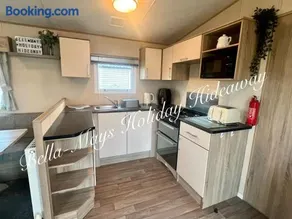 Bella-Mays Holiday Hideaway - Image 4
