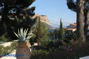 Cassis Hostel - Image 3