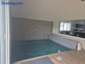 Gîte Un instant de rêve à Dorlisheim, piscine intérieure chauffée, sauna - Image 1