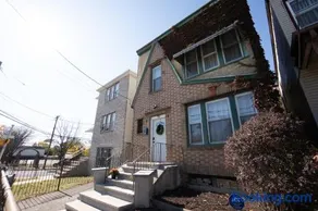 Urban Charm | Near EWR Airport Easy Access to NYC - Image 2