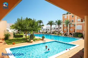 Apartamentos Fuentemar Casa Azahar - Image 1