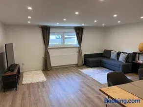 Neu! Große Ferienwohnung 3 Zimmer mit Küche und Bad, 90 qm mit Netflix und PS5 - Image 2