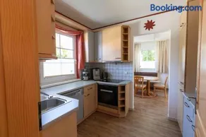 Ferienhaus Bergblick Redlham - Image 2