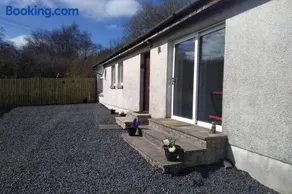 The Cottage - Hot Tub - nr Glasgow - self check-in - Image 2