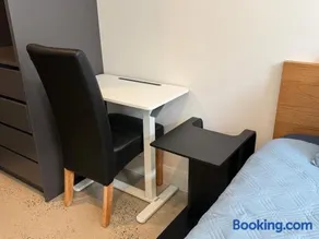 Anzac Park Guest Suite - Image 5