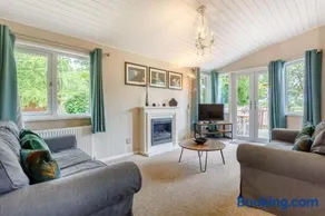 Kingham Lodge - Image 1