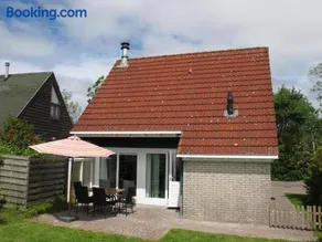 Ferienhaus HET GANZELAND by FeWo-PLAN OOST100 direkt am LAUWERSMEER gelegen - Image 1