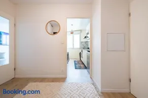 Le Spacieux avec garage privé - Image 2