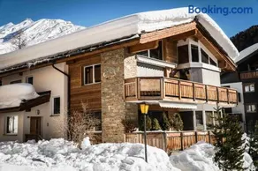 Chalet Sunshine - Image 2