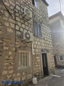 Studio Apartman Kaštel Kambelovac - Image 3