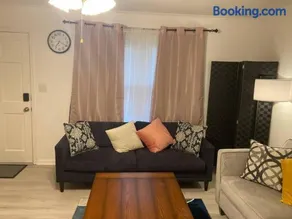 Comfortable and quiet apartment minutes from downtown in Thomasville! - Image 2