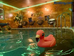 Cabana Moldovan Baisoara cu piscina interioara, ciubar, spa - Image 2