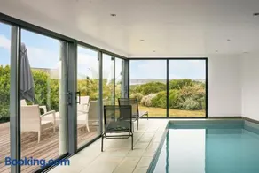 Pura Vida House Crozon - Avec piscine intérieure - Image 1