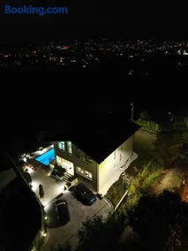 Villa 22 - Image 1