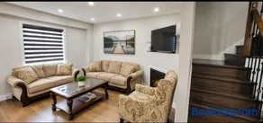 Brampton House Near Pearson Airport - Image 2