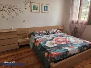 Apartment with three double bedrooms - Image 3