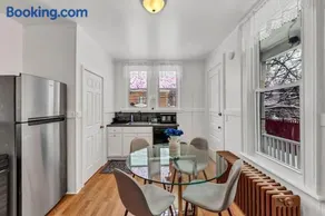 The Victorian on South Park - Sleeps 6 - Image 5