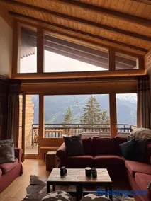 Central Verbier 5-bedroom Penthouse with Pool, Sauna, Gym, Stunning View - Image 2
