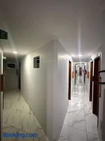 Hotel Tenda Próximo a Regis Bitencourt e Taboão Da Serra - Image 2