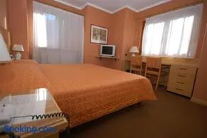 Hotel Des Geneys - Image 5