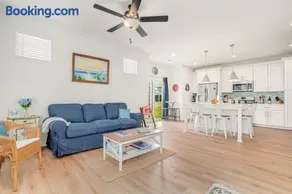 Play By The Bay - Brand-new Home close to the beach! - Image 4