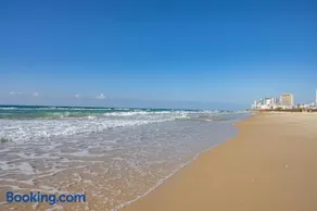 Sweet Love - דירה מהממת על הטיילת בבת ים עם נוף מושלם - Image 5