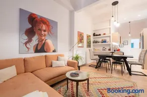 2BR Apt Private Backyard with Washer & Dryer - Image 3