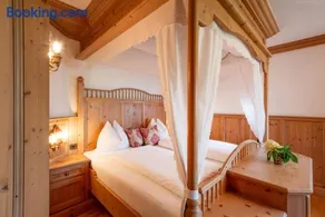 Hotel Tiroler Stuben - Image 3
