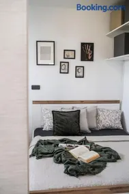 MFapartments - Image 1