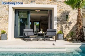 Stone House with pool Poeta - Image 1