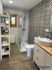 Villa Independiente con Bodega y Barbacoa - perfecto familia y grupos - Image 3