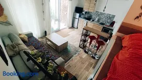 Petit Chalet - Image 3