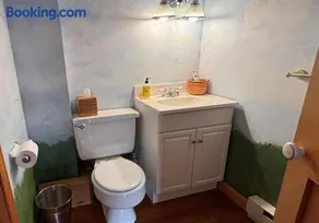 Mount Hope Bay Cottage - Image 2