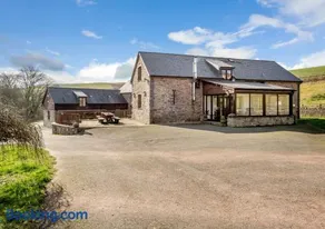Beacons View Farm Cottages - Image 3