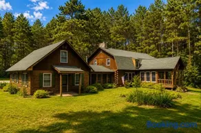 8BR 5BA Huge Dog Friendly Log Cabin near Wisconsin Dells and Lake sleeps 25plus - Image 2