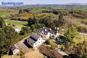 Bay View Ridge Cottage - Image 2