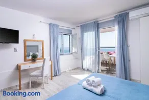 Zorbas Apartments-Am Strand von Lentas - Image 3