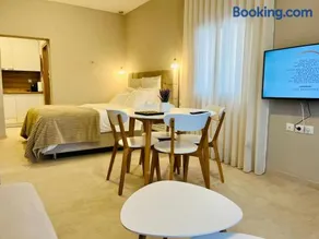 Riada Suites Almyros - Image 1