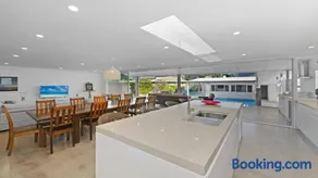 North Avoca Chill Out - Beachside Haven - Image 5