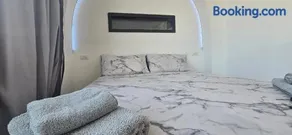 SeaView Rooms - Image 5