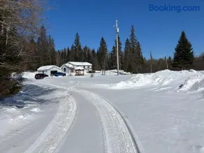 Peaceful and Heavenly Private Water Front Cottage on 100 Acres of Scenic Beauty- Trent Lakes - Image 2