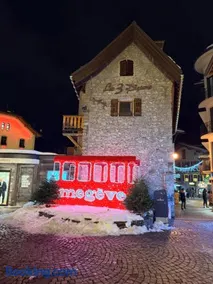 Appartement F2 Bis centre de Megève - Image 2