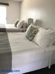 The Three Seasons Resort - Image 3