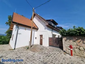 Migazzi Vendégház - Image 2