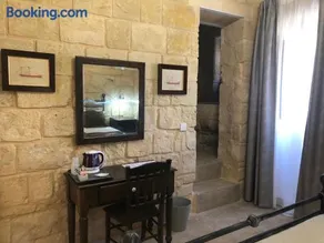 The Hidden Gem Boutique Hotel - Image 2