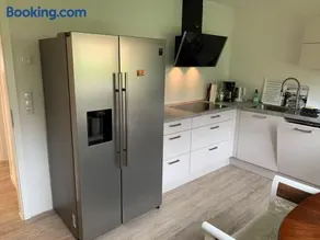 Modernes großes Haus 125qm bei Hamburg - Familien, Gruppen & Business, WiFi 100Mbit Glasfaser, Kamin, Garten 760 qm, zwei Bäder - Image 3