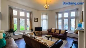 Spring View Apartment - Image 3