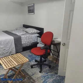 Cosy Bedroom 12mins to Airport Prudential NJIT UMDJ Penn Station - Image 3