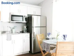 Charming St. Ann Studio - Image 3