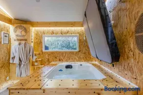 L'escale Sud Gironde - Sejour En Amoureux Avec Jacuzzi Privatif - Piscine - Massage Traiteur & Brunch Possibles (Adults Only) - Image 1